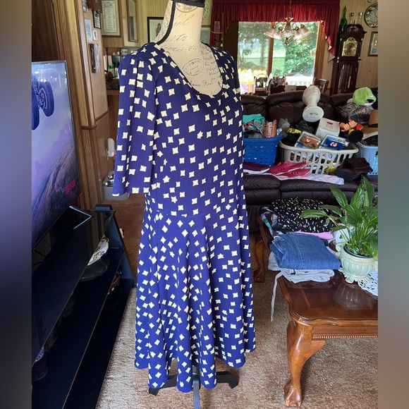 LuLaRoe navy blue Fit & Flare Knee Length Dress Size 3XL. - Picture 8 of 14